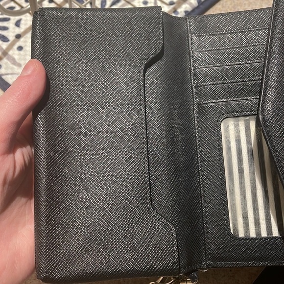 Kate Spade Phone Wallet Black - Picture 6 of 9